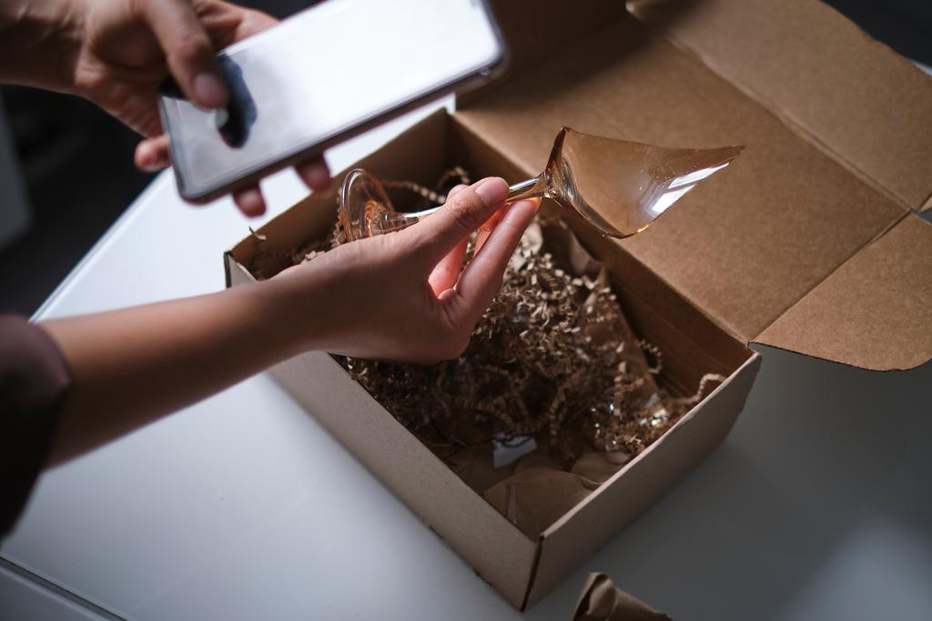 How to Ship Fragile Items and Prevent Damage