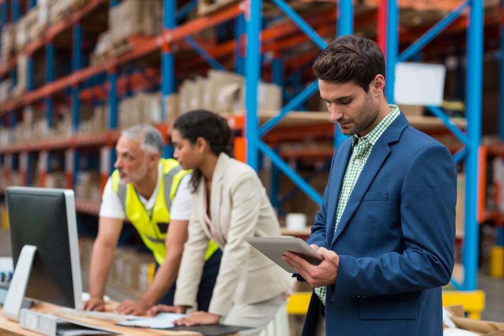Packiyo vs ShipHero: Warehouse Management Alternatives